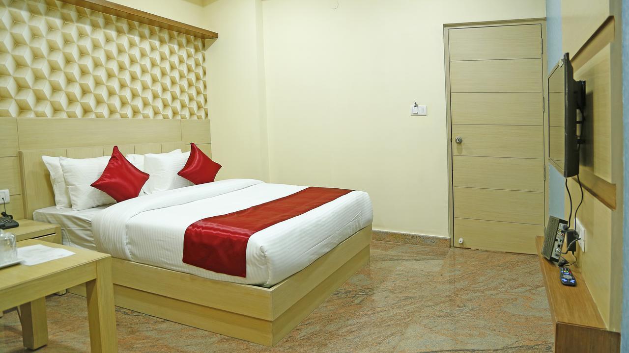 Hotel Shoba Elite Bangalore Esterno foto