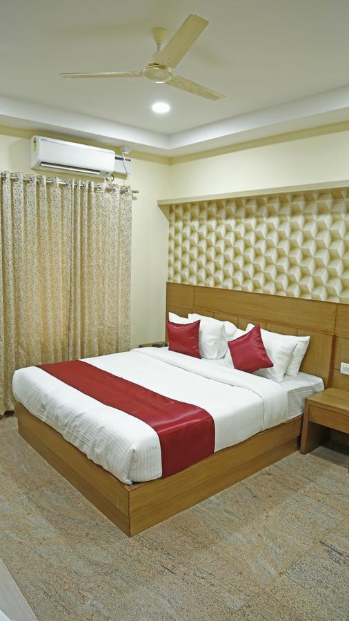 Hotel Shoba Elite Bangalore Esterno foto